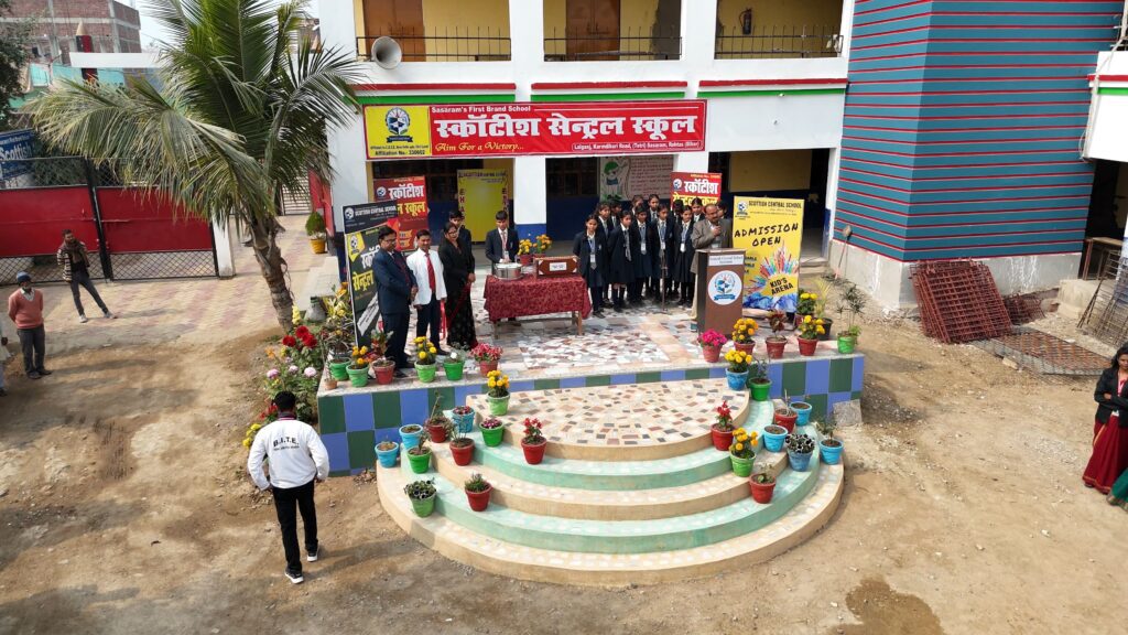 PRAYER STAGE & GROUND